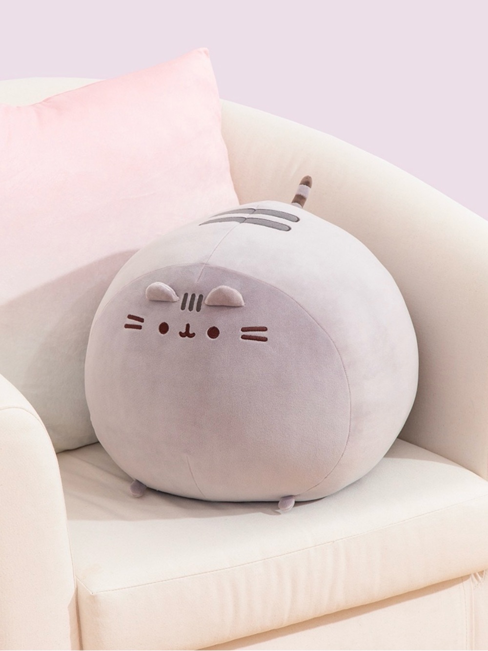 ISO: Big Mochi Pusheen Squisheen